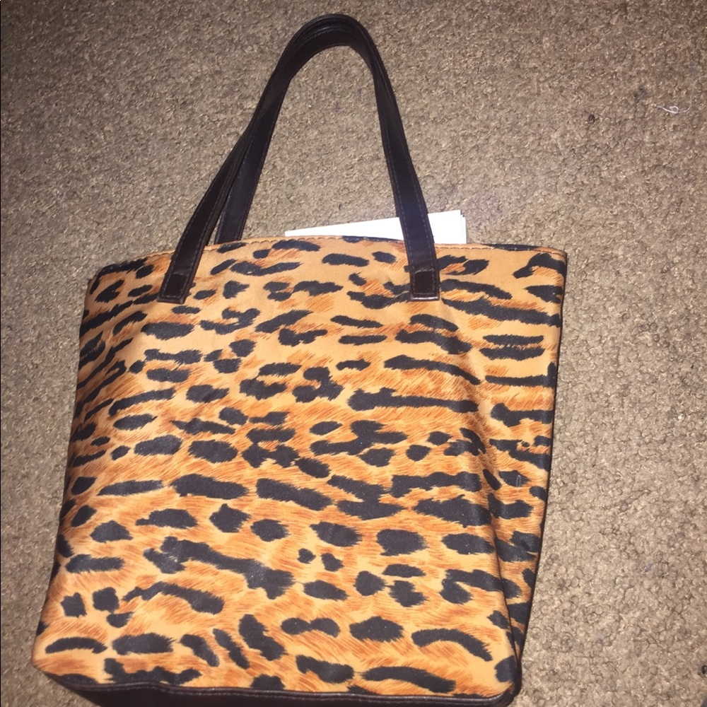 Thrifty hand bag